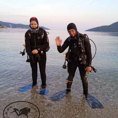 Night diving
